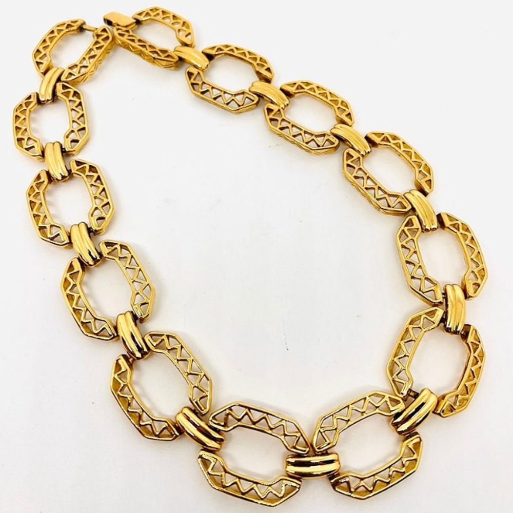 Monet Link Necklace